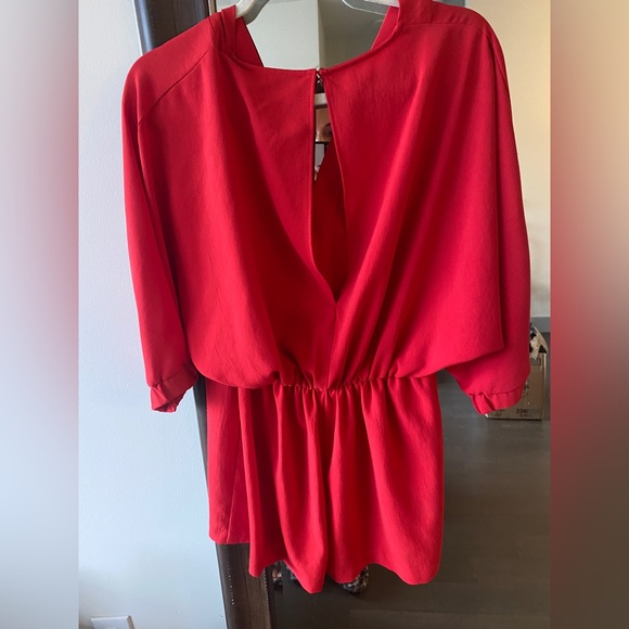 Zara red jumpsuit - Picture 5 of 5